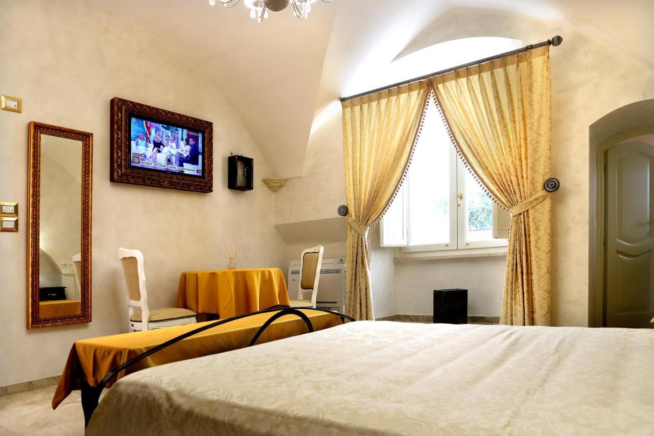 ガリポリ Palazzo Castiglione Bed & Breakfast エクステリア 写真