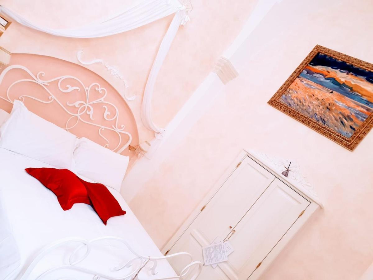 ガリポリ Palazzo Castiglione Bed & Breakfast エクステリア 写真