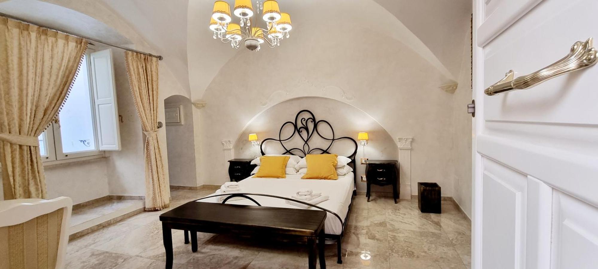 ガリポリ Palazzo Castiglione Bed & Breakfast エクステリア 写真