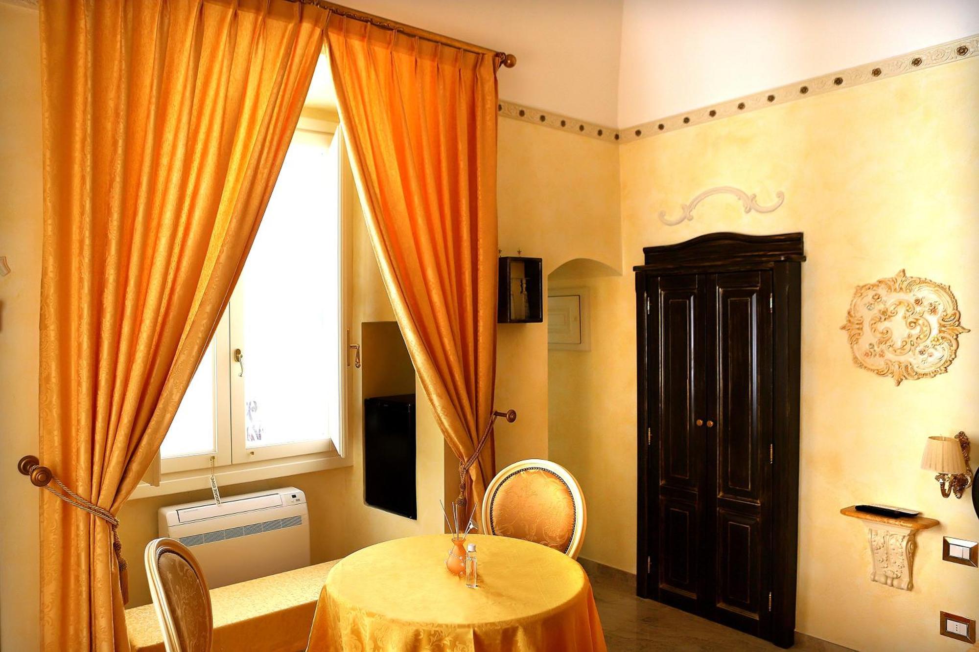 ガリポリ Palazzo Castiglione Bed & Breakfast エクステリア 写真